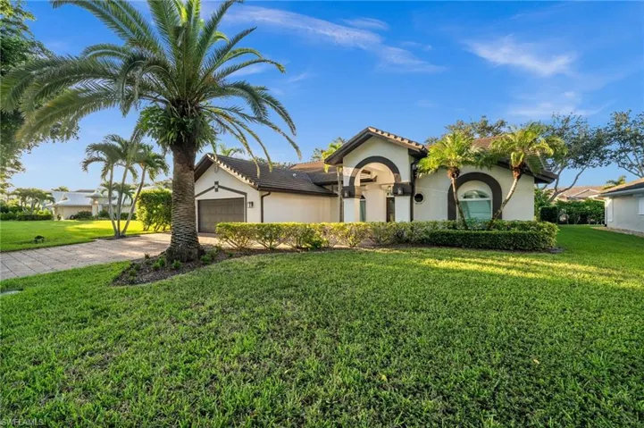 544  Roma  CT, Naples, FL 34110