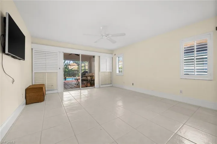 544  Roma  CT, Naples, FL 34110