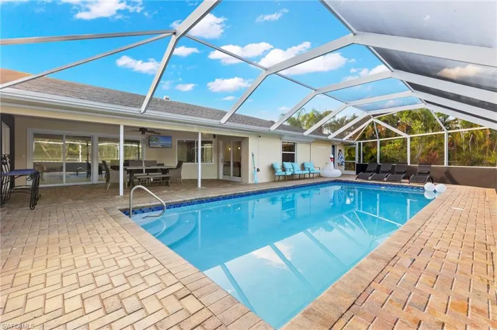 5211 Pocatella Ct, Cape Coral, Florida 33904