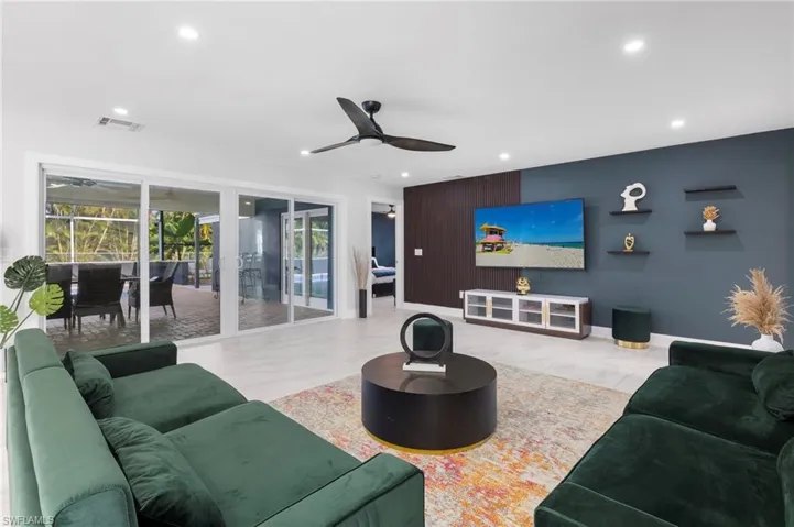 5211 Pocatella Ct, Cape Coral, Florida 33904