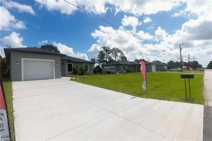 1125 Deauville St E, Lehigh Acres, Florida 33974