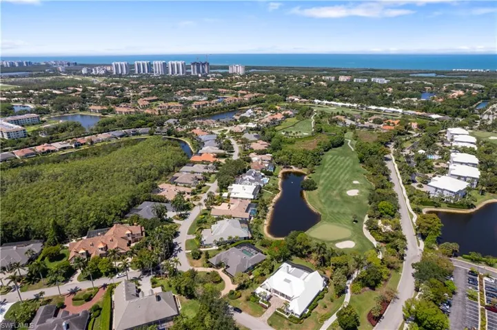 15307  Burnaby  DR, Naples, FL 34110