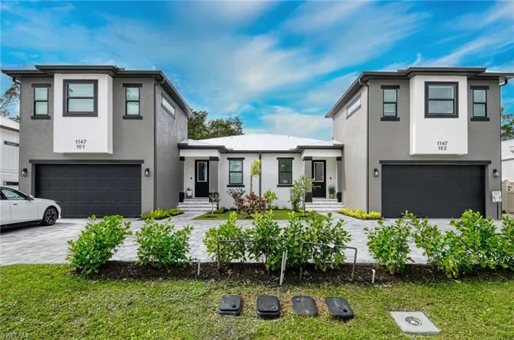 1147  Steeves  AVE, Naples, FL 34104