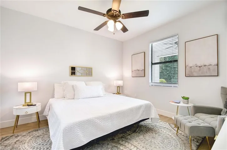 1147  Steeves  AVE, Naples, FL 34104