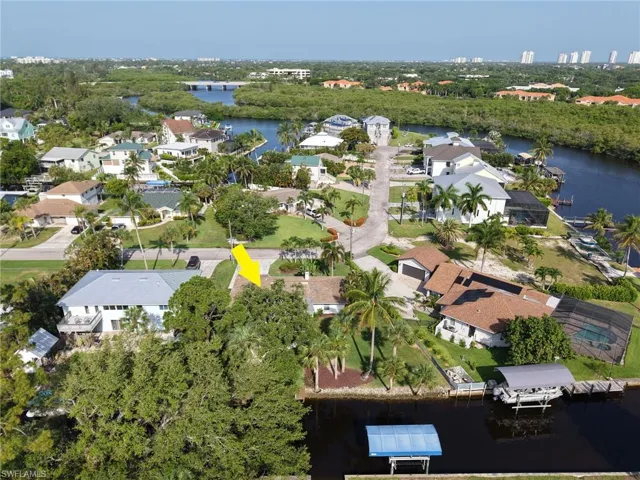 right before the bridge in the distance is the Imperial Boat launch and one bridge (US 41) to cross under on your way out to Estero Bay (Estero) or Wiggins Pass (Naples) into the Gulf.