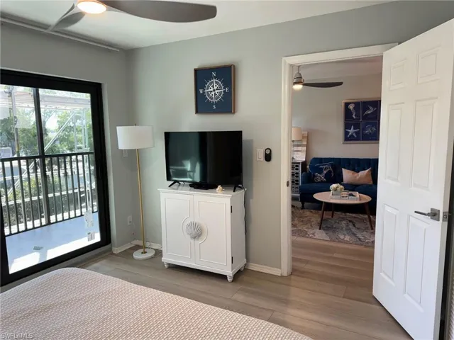 600 Neapolitan WAY # 351, NAPLES FL 34103