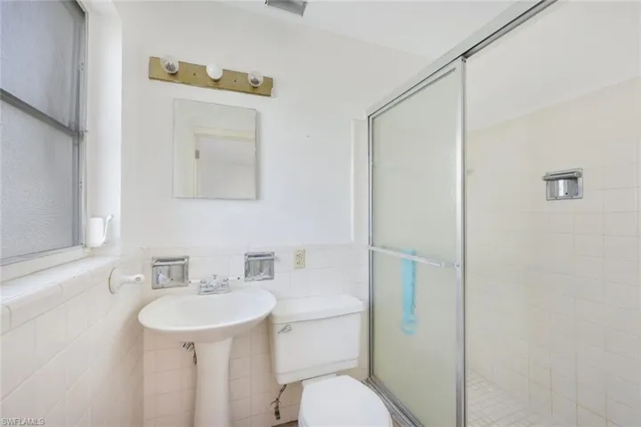 320 Tudor Dr, Cape Coral Fl 33904