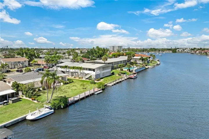 320 Tudor Dr, Cape Coral Fl 33904