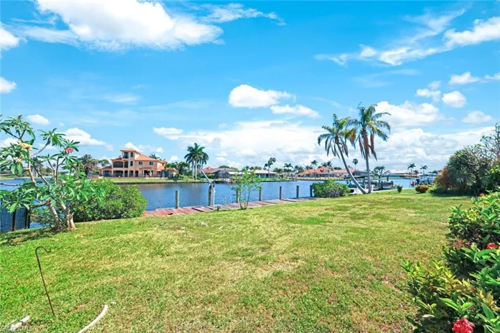 320 Tudor Dr, Cape Coral Fl 33904