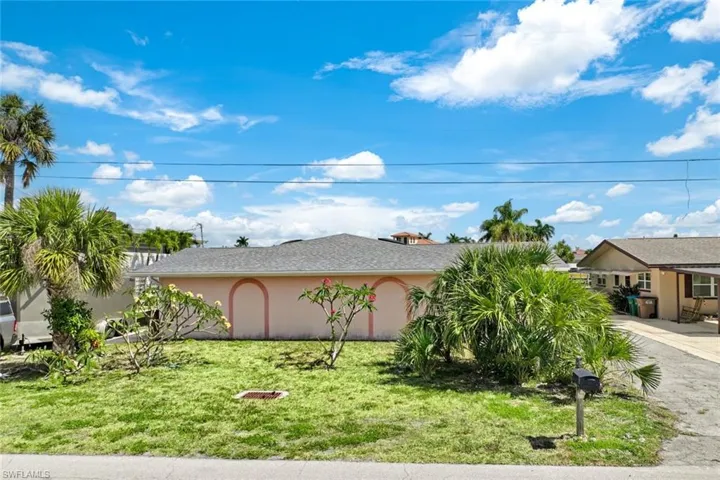 320 Tudor Dr, Cape Coral Fl 33904