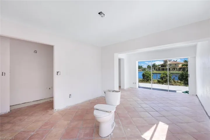 320 Tudor Dr, Cape Coral Fl 33904