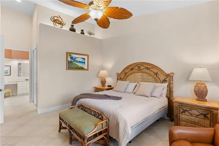 6417  Legacy  CIR, Naples, FL 34113