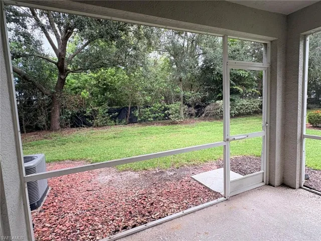 8079 Pacific Beach Dr, Fort Myers, Florida 33996