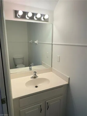 8079 Pacific Beach Dr, Fort Myers, Florida 33996