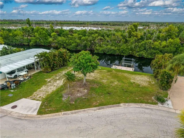 17931 Bryan Ct, Fort Myers Beach, Florida 33931