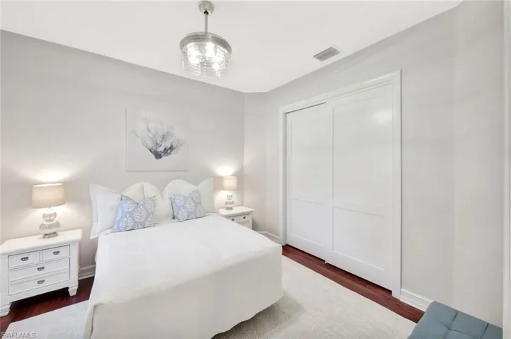 Guest Bedroom #1