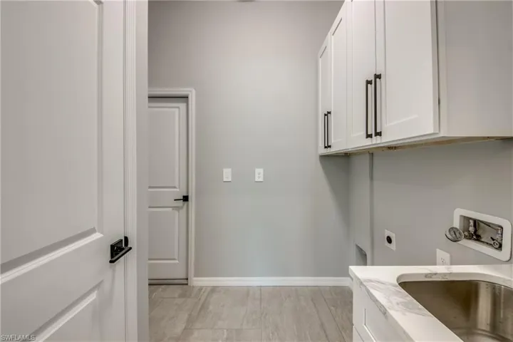 2114 Ne 19th Pl, Cape Coral Fl 33909