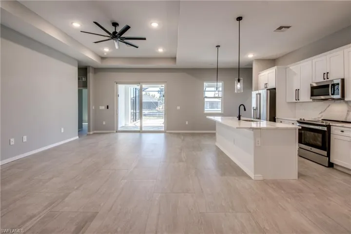 2114 Ne 19th Pl, Cape Coral Fl 33909
