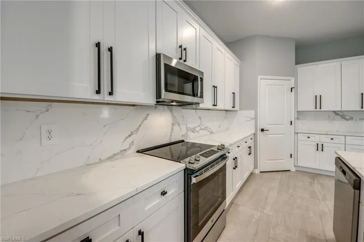 2114 Ne 19th Pl, Cape Coral Fl 33909