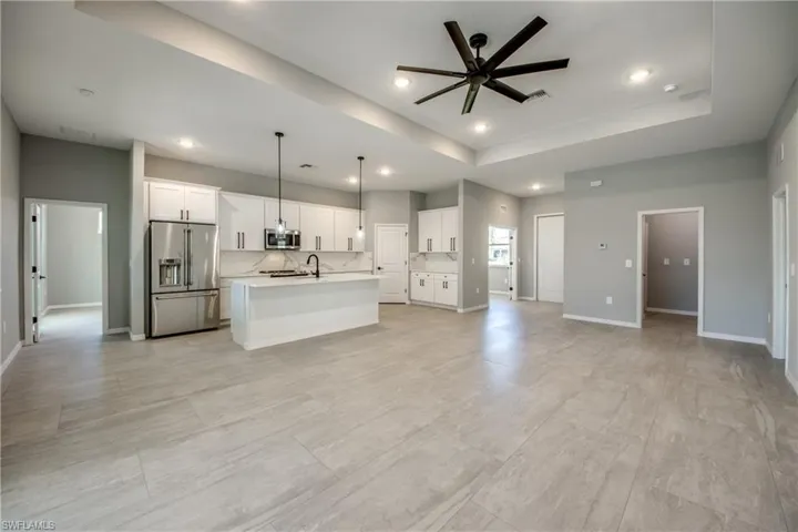 2114 Ne 19th Pl, Cape Coral Fl 33909