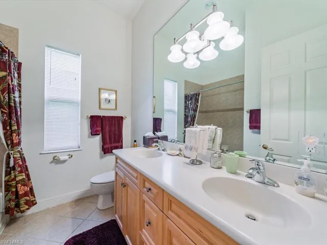 10184  Avonleigh  DR, Bonita Springs, FL 34135