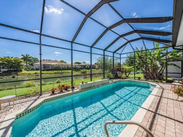 10184  Avonleigh  DR, Bonita Springs, FL 34135