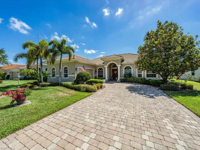 10184  Avonleigh  DR, Bonita Springs, FL 34135