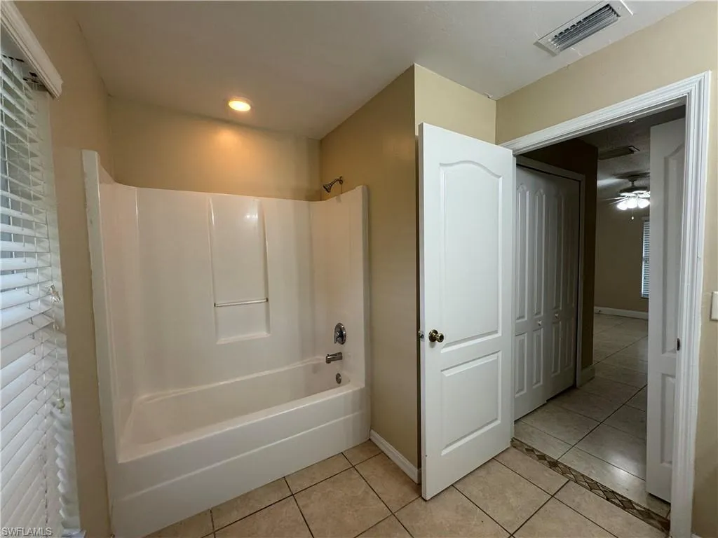 3105 44th ST, Lehigh Acres, FL 33976,2025000249
