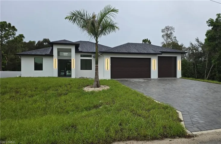 728 La Plata Ave, Lehigh Acres, Florida 33974