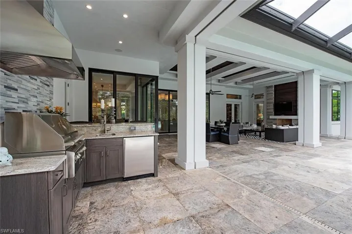 179 Mahogany Dr, Naples, Florida 34108