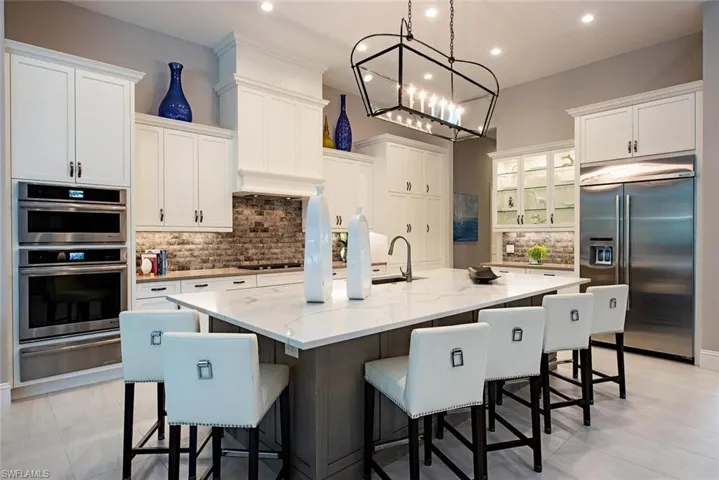 179 Mahogany Dr, Naples, Florida 34108