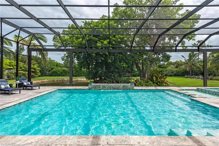 179 Mahogany Dr, Naples, Florida 34108