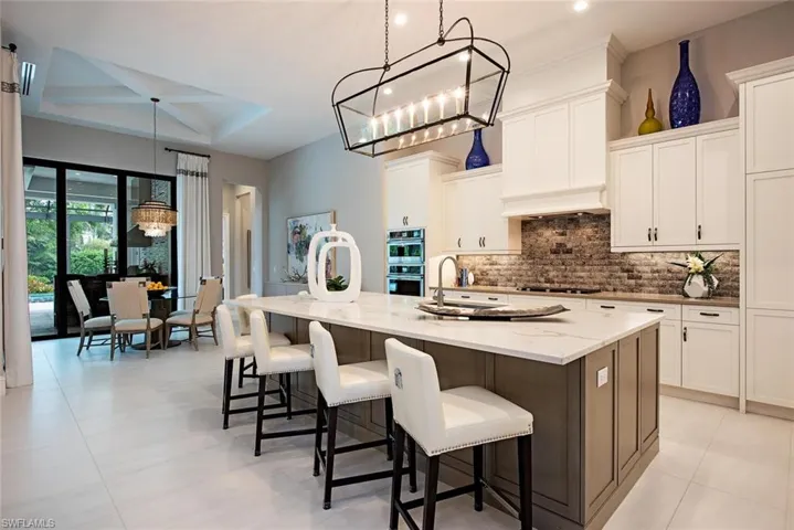 179 Mahogany Dr, Naples, Florida 34108
