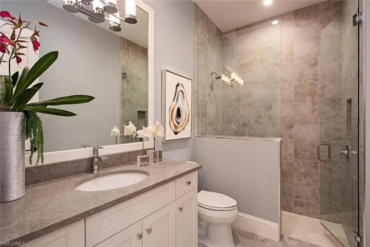 179 Mahogany Dr, Naples, Florida 34108