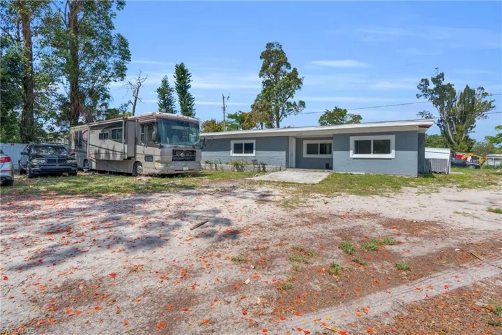 8396 Sevigny Dr, North Fort Myers, Florida 33917