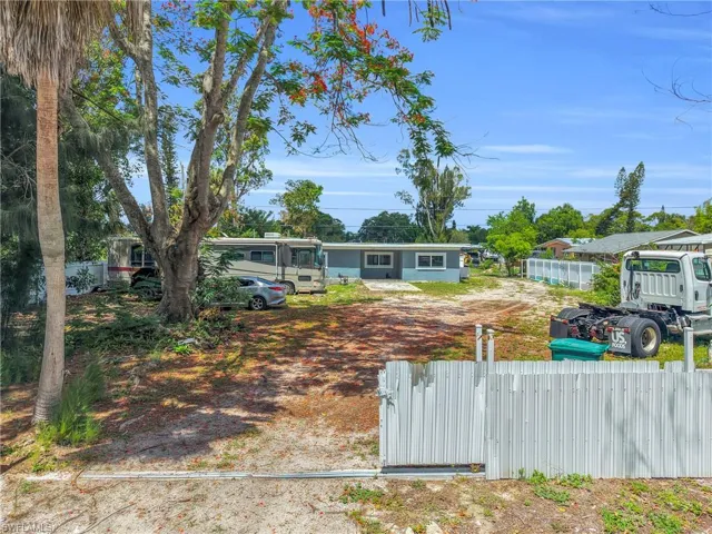 8396 Sevigny Dr, North Fort Myers, Florida 33917