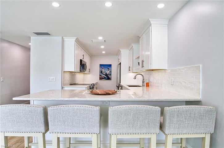 2100  Gulf Shore N BLVD, Naples, FL 34102