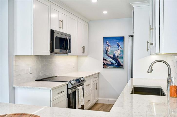 2100  Gulf Shore N BLVD, Naples, FL 34102