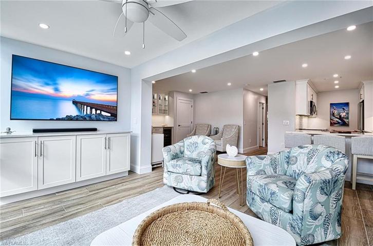 2100  Gulf Shore N BLVD, Naples, FL 34102