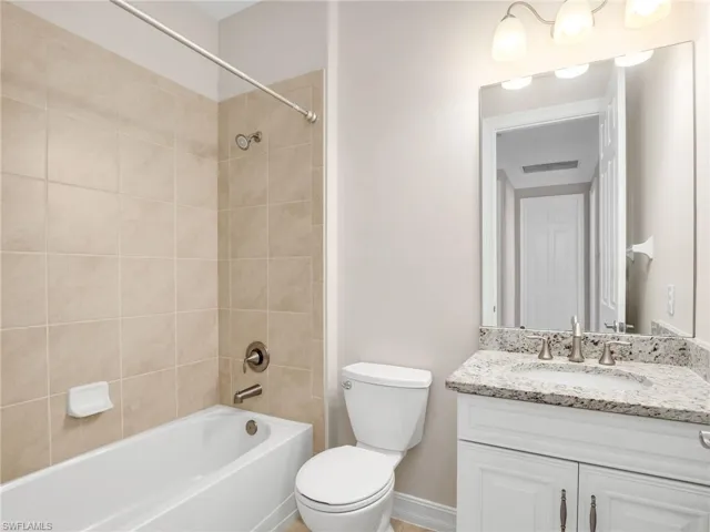 16313  Aberdeen  WAY, Naples, FL 34110