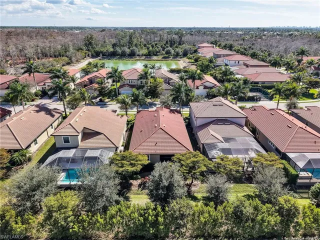16313  Aberdeen  WAY, Naples, FL 34110