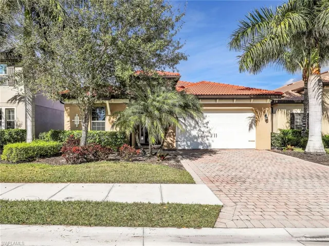 16313  Aberdeen  WAY, Naples, FL 34110