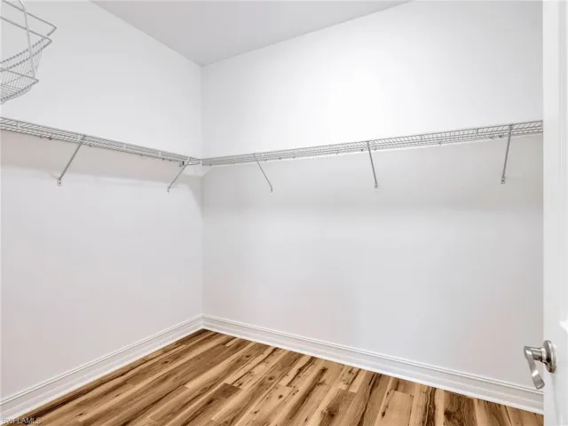 16313  Aberdeen  WAY, Naples, FL 34110
