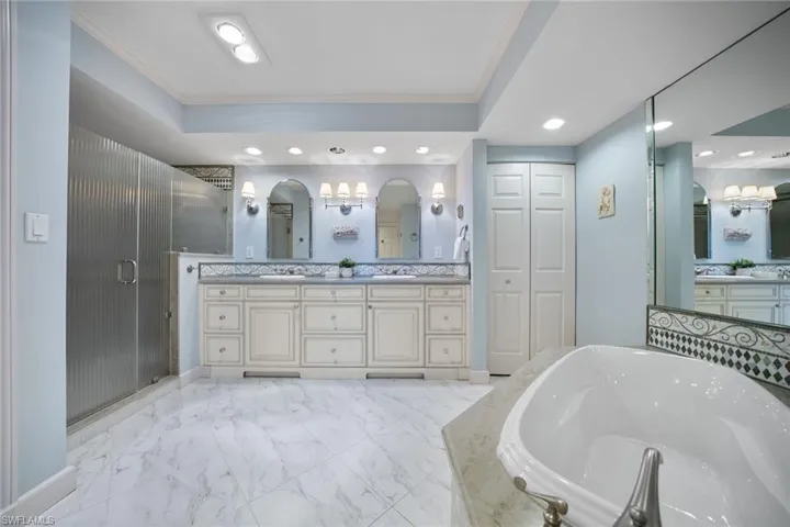 6001 Pelican Bay Blvd Ph -a, Naples, Florida 34108
