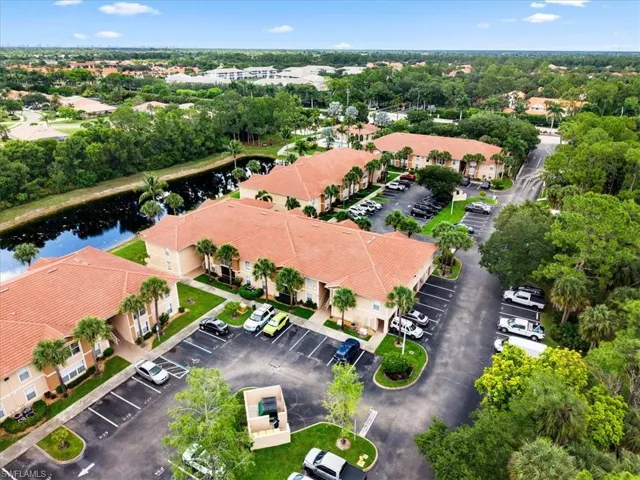 8235 Ibis Club Dr 309, Naples, Florida 34104