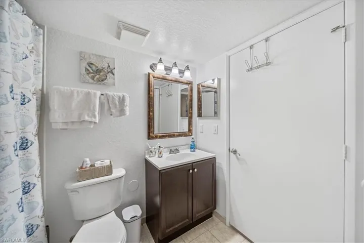 8235 Ibis Club Dr 309, Naples, Florida 34104