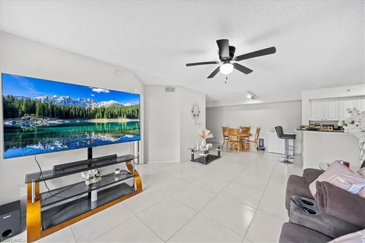 8235 Ibis Club Dr 309, Naples, Florida 34104