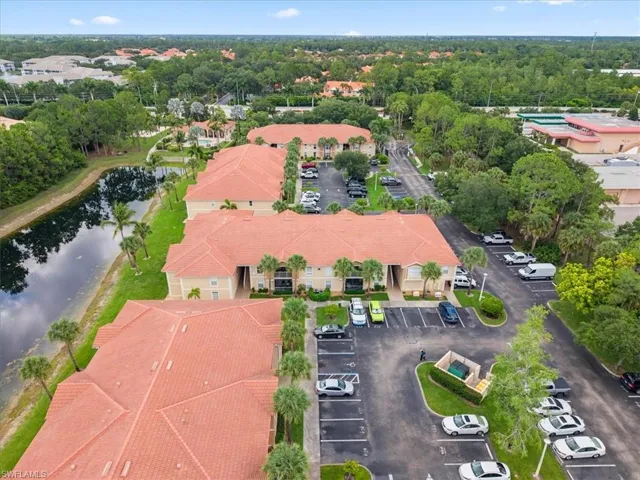 8235 Ibis Club Dr 309, Naples, Florida 34104
