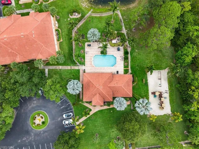8235 Ibis Club Dr 309, Naples, Florida 34104