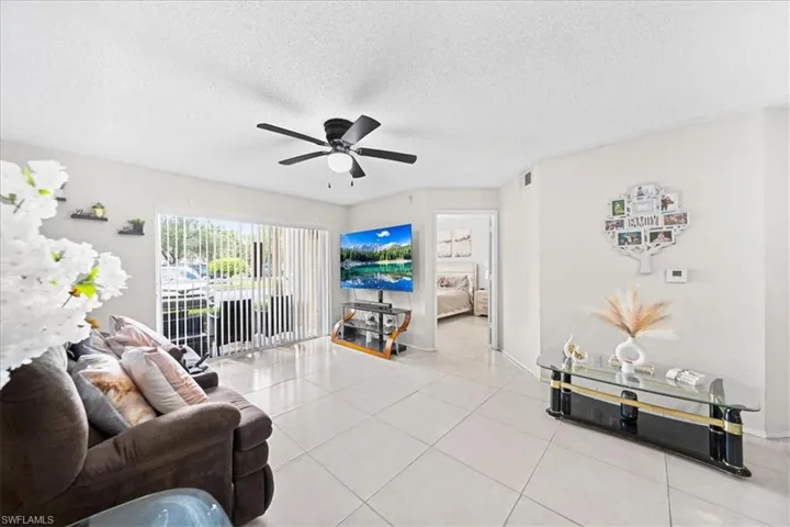 8235 Ibis Club Dr 309, Naples, Florida 34104